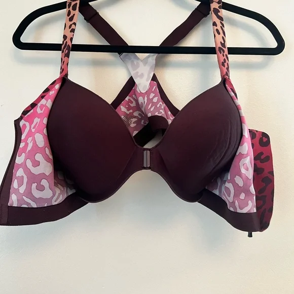 Victoria Secret Knockout Front-Closure Sports Bra - Picture 2 of 4